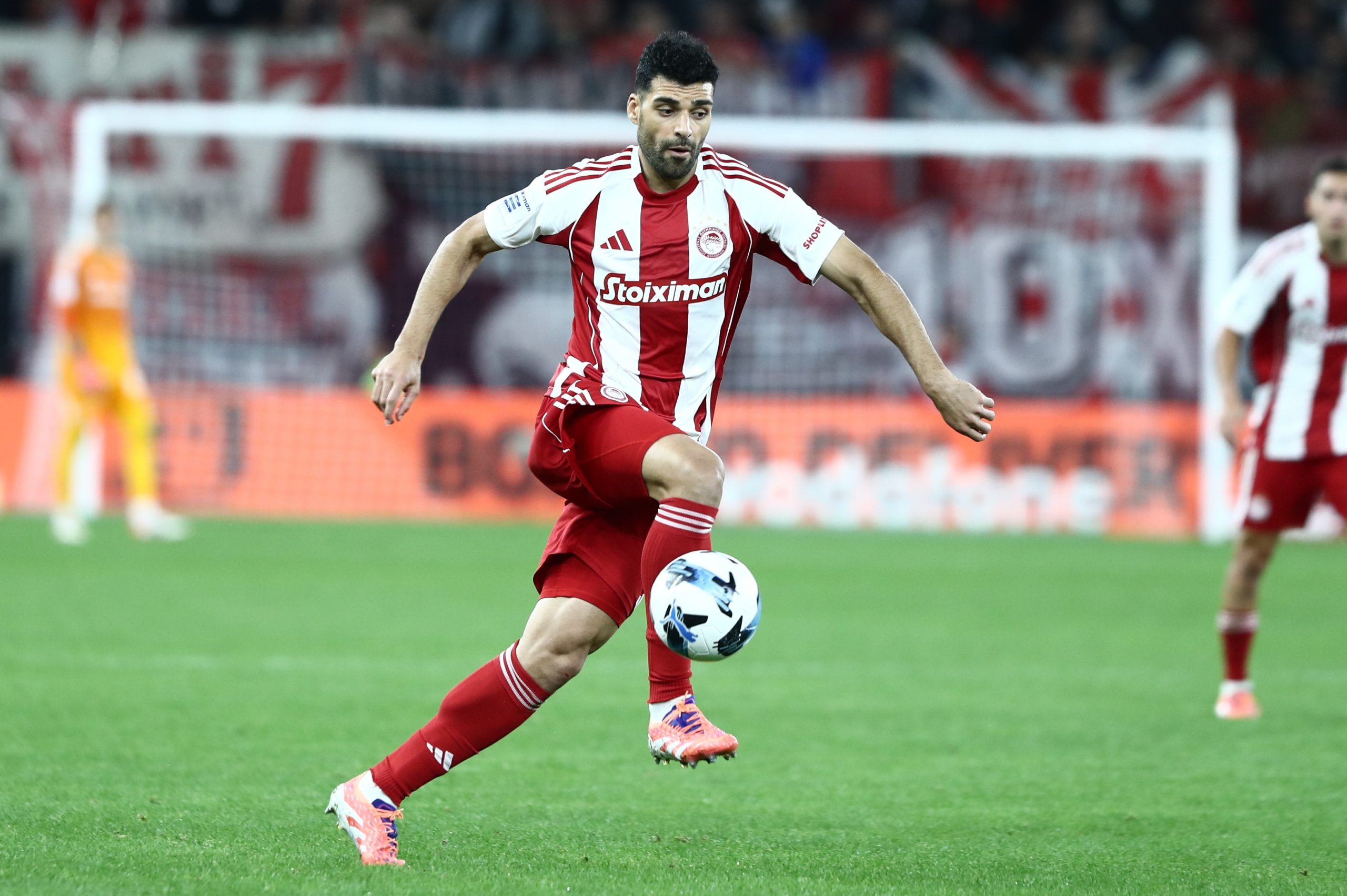 Η ψαλίδα έχει ανοίξει και μάλιστα πολύ