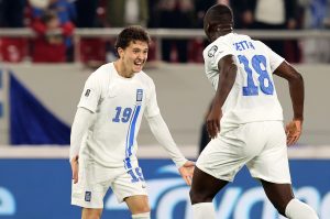 Ανδρέας Τεττέη στα «ΝΕΑ»: «Η φανέλα αξίζει στη μητέρα μου»