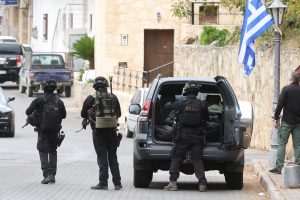 Βορίζια: Παραδόθηκε και συνελήφθη ένα ακόμη μέλος της οικογένειας Φραγκιαδάκη