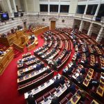 Προϋπολογισμός 2026: Εγκρίθηκε με 159 «ναι» από την ολομέλεια της Βουλής μετά από θυελλώδη συζήτηση