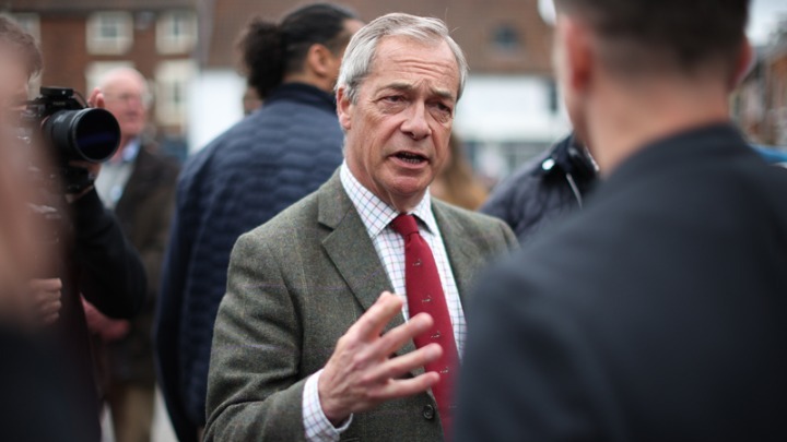 Νάιτζελ Φάρατζ: Ο πρώην παρίας που «βλέπει» την Ντάουνινγκ Στριτ