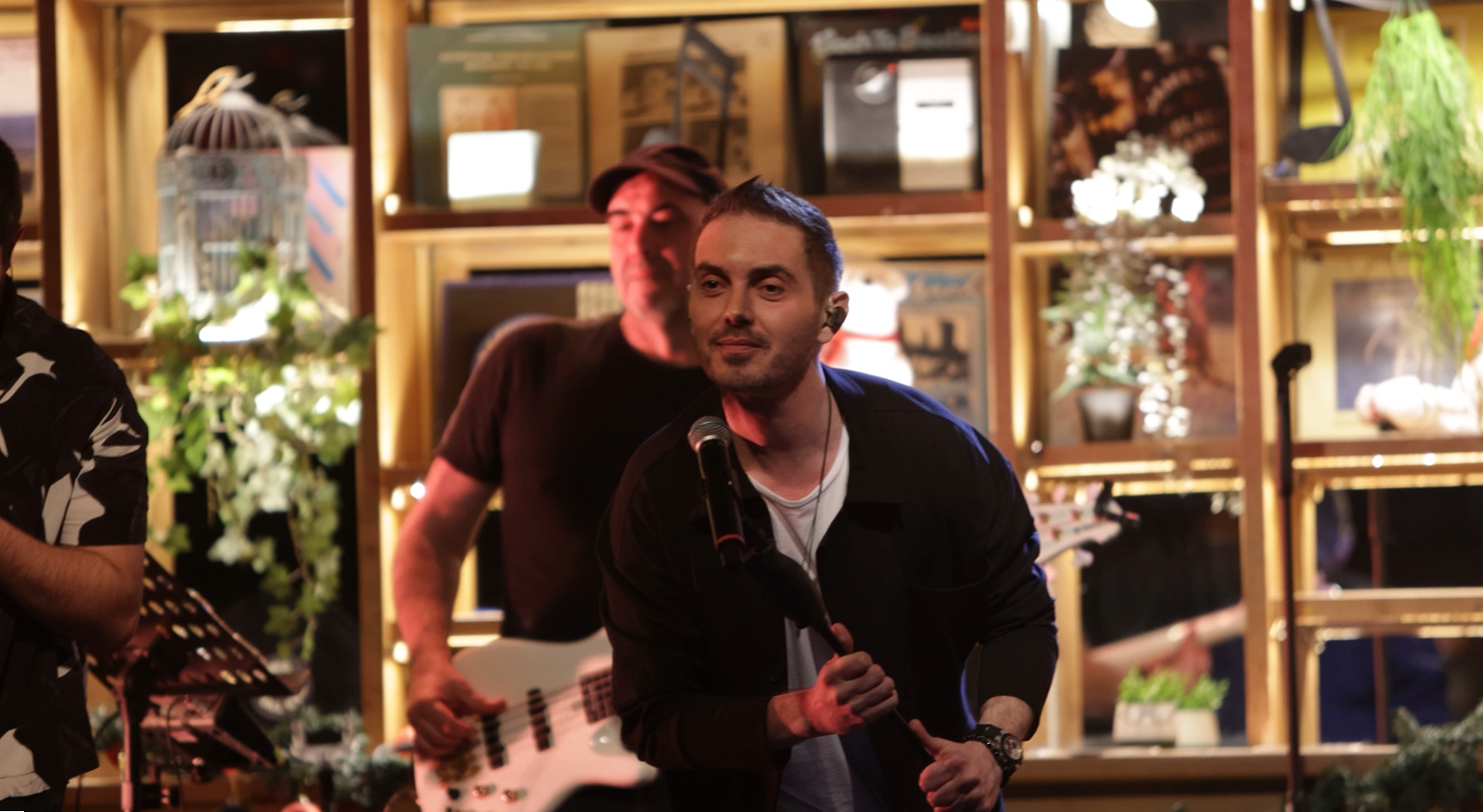 Ο Μιχάλης Χατζηγιάννης επιστρέφει στο Gazarte Roof Stage - Από το Σάββατο 22 Νοεμβρίου και για 4 μοναδικές παραστάσεις