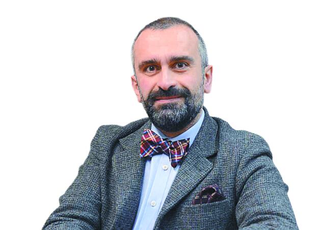 Γιώργης Μαγγίνης