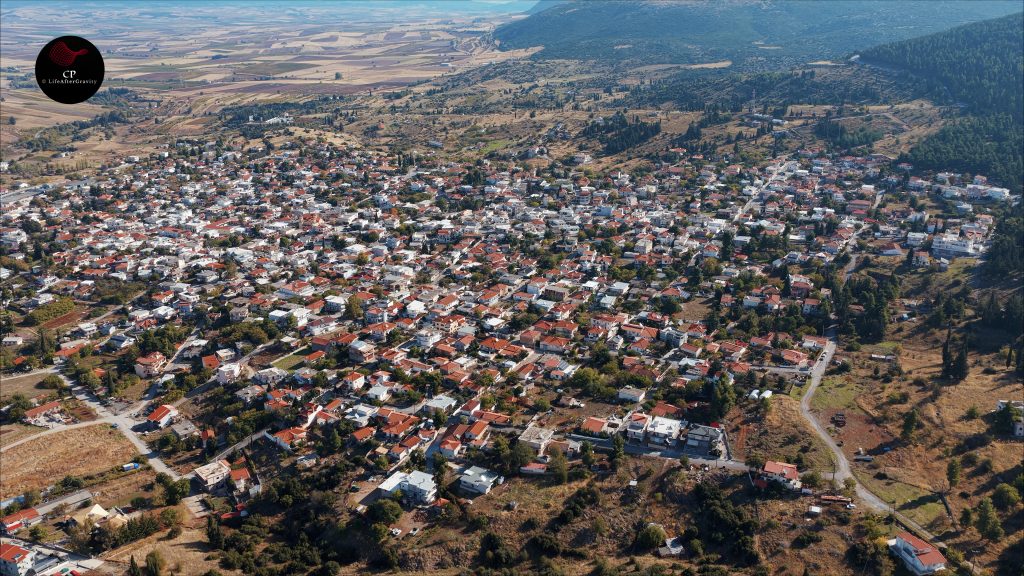 Ερυθρές: Ανάμεσα στις δυσκολίες και την αναγέννηση – Μια ιστορία ελπίδας σε ένα βίντεο drone