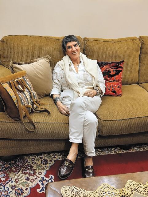 Μαρίνα Καψαμπέλη: «Ο Καραγκιόζης οξύνει τη φαντασία των παιδιών»