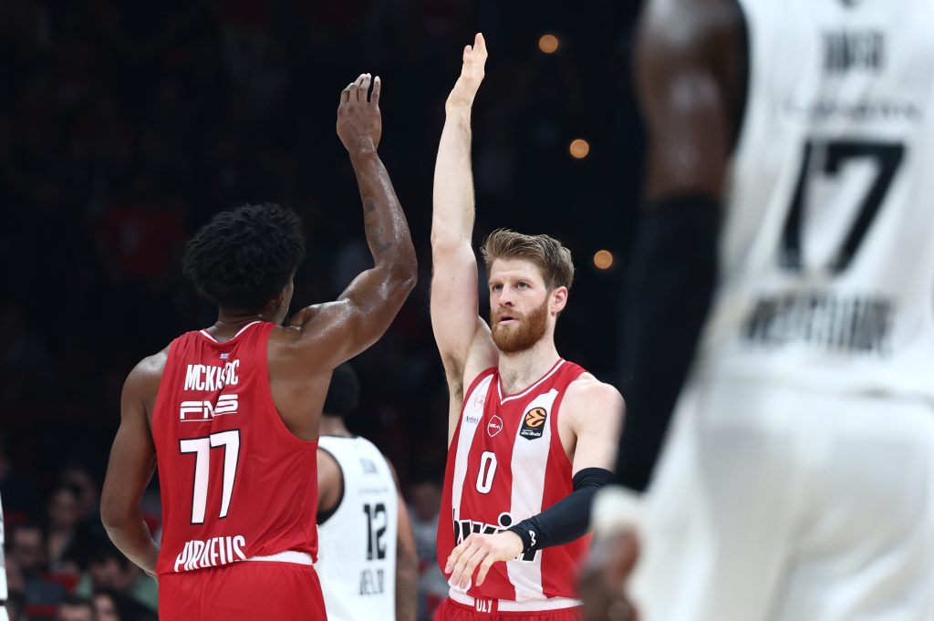 Ολυμπιακός – Παρτιζάν 80-71: Με άμυνα για σεμινάριο και τρομερό Γουόκαπ ο «Θρύλος» έφτασε στην 6η νίκη στην EuroLeague