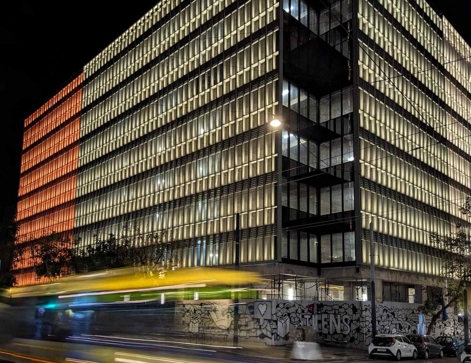 &Eta; Alpha Bank &epsilon;&xi;&alpha;&gamma;ό&rho;&alpha;&sigma;&epsilon; &tau;&omicron; &Mu;&iota;&nu;&iota;ό&nu; έ&nu;&alpha;&nu;&tau;&iota; 36, 7 &epsilon;&kappa;&alpha;&tau;. &epsilon;&upsilon;&rho;ώ &ndash; &Chi;&tau;ί&zeta;&epsilon;&iota; &chi;&alpha;&rho;&tau;&omicron;&phi;&upsilon;&lambda;ά&kappa;&iota;&omicron; &alpha;&kappa;&iota;&nu;ή&tau;&omega;&nu;