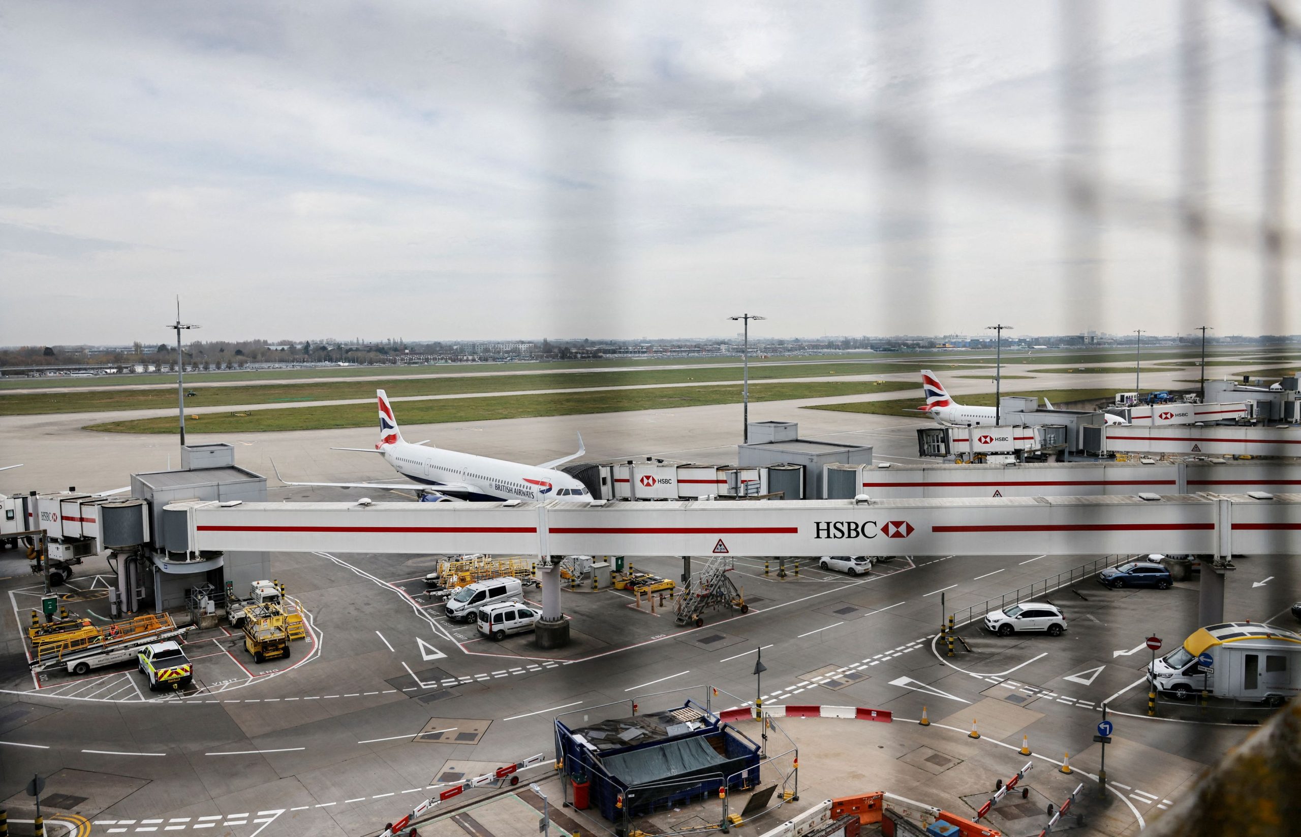 Γερμανία: Ακυρώσεις πτήσεων στο αεροδρόμιο της Φρανκφούρτης – Ταλαιπωρία για τους ταξιδιώτες