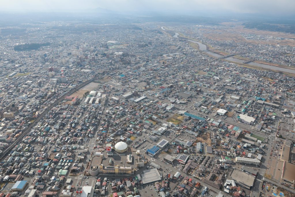 Ιαπωνία: Τουλάχιστον 30 τραυματίες μετά τον ισχυρό σεισμό 7,6 Ρίχτερ και το τσουνάμι