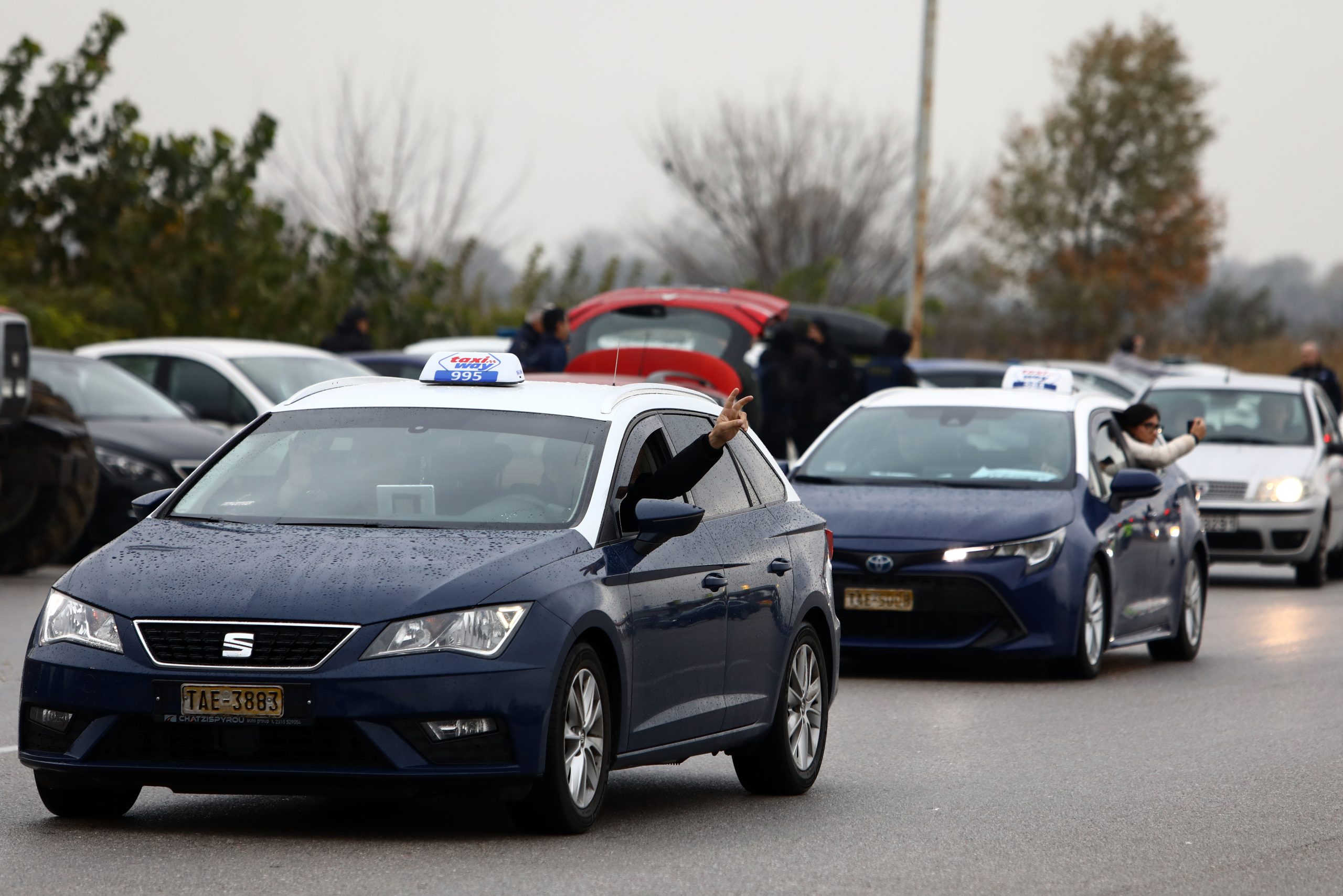Μάλγαρα: Ταξί και παραγωγοί λαϊκών αγορών δίπλα στους αγρότες - Ενώνουν τις δυνάμεις τους ενάντια στην κυβερνητική πολιτική