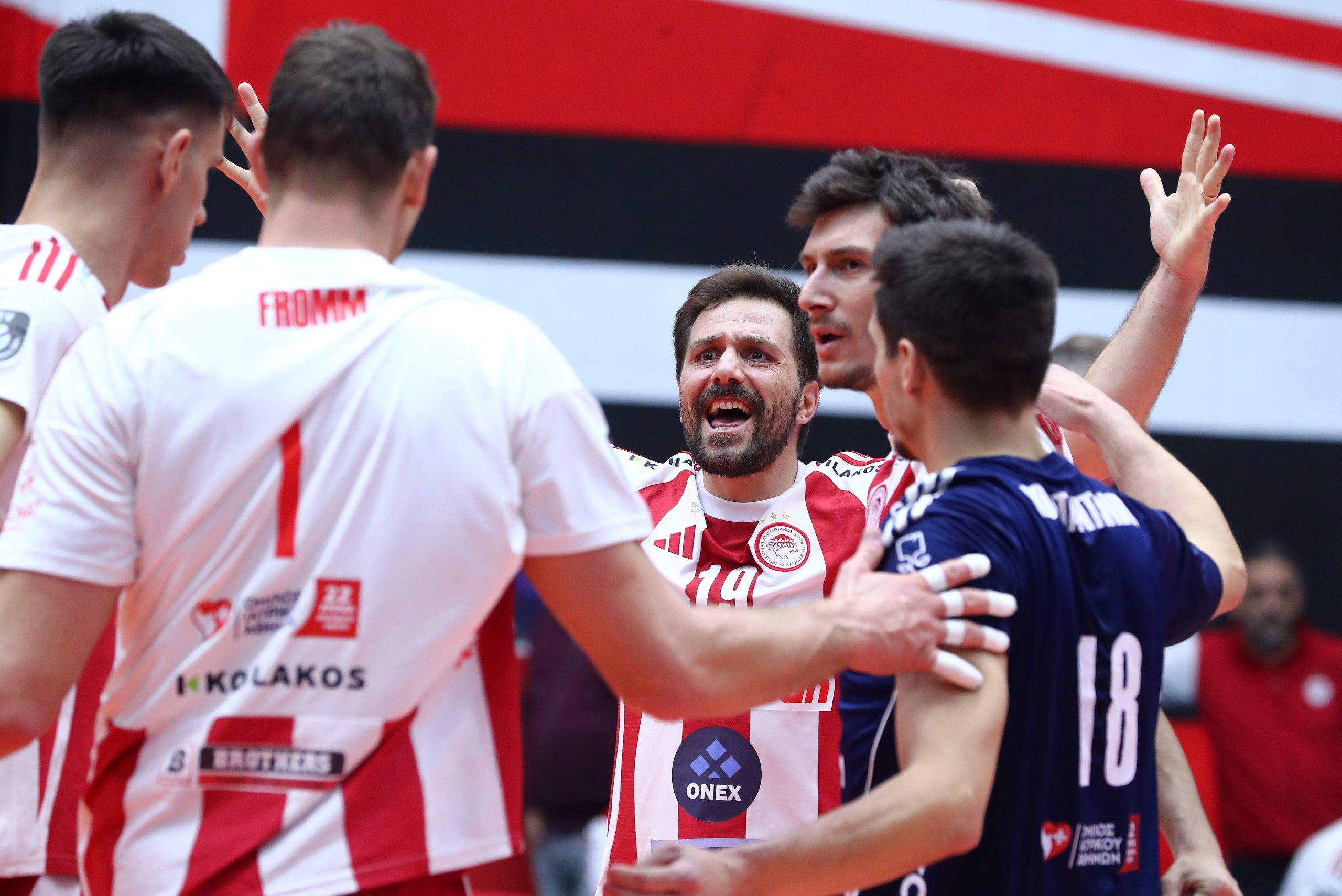 Ολυμπιακός ΟΝΕΧ – Άπελντοορν 3-0: «Άλμα» πρόκρισης για τους Ερυθρόλευκους