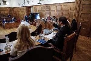ΣΥΡΙΖΑ, ΠΑΣΟΚ και Νέα Αριστερά ζητούν έκτακτη σύγκληση της Επιτροπής Θεσμών και Διαφάνειας