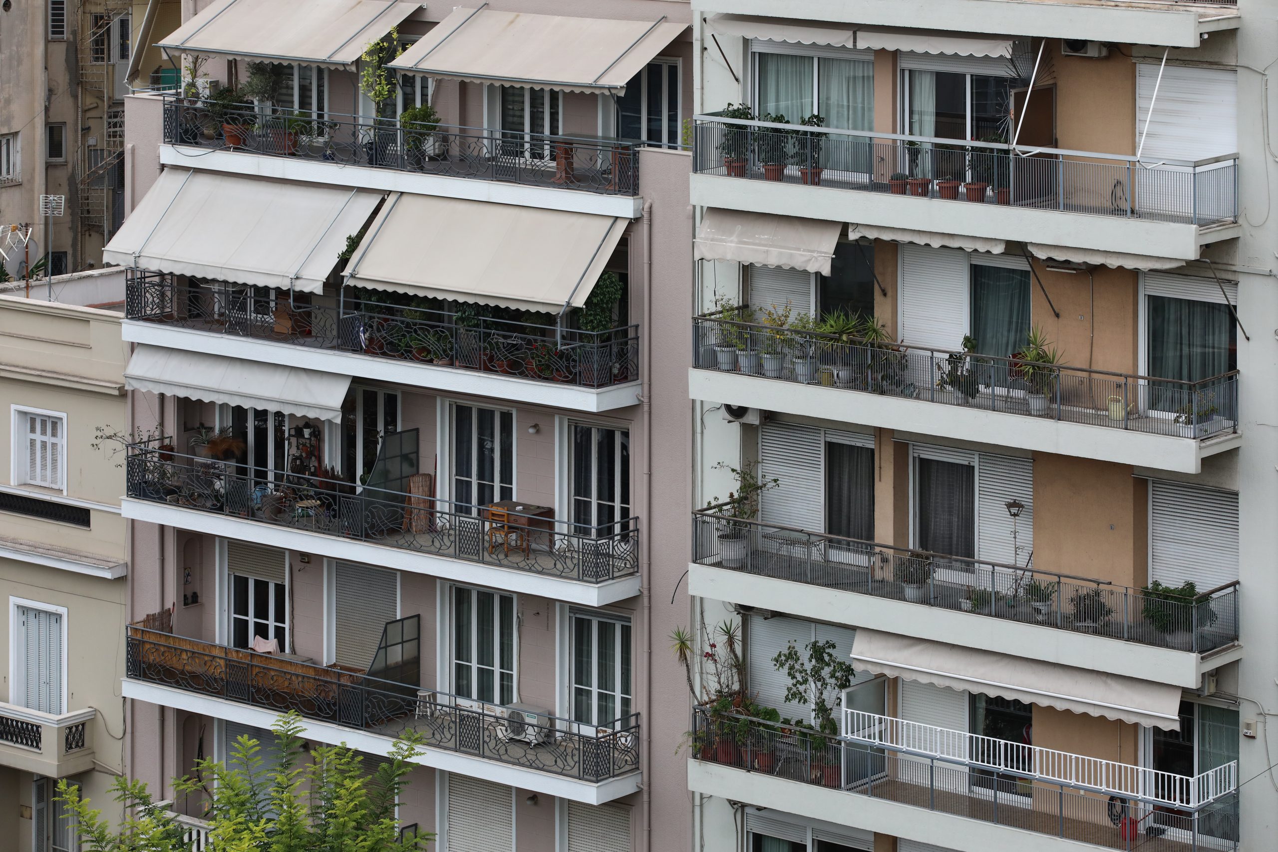 Σπίτια που χρειάζονται ανακαίνιση; Όλα προγράμματα επιδοτήσεων που αξίζει να τσεκάρεις