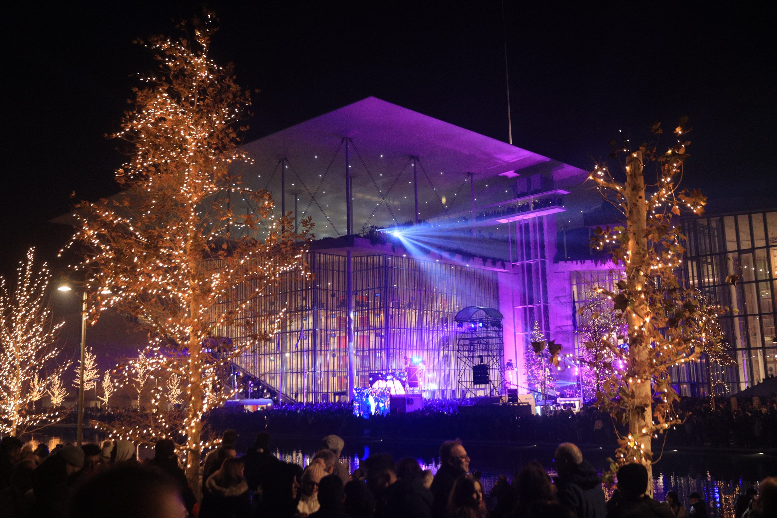 To &pi;ά&rho;&tau;&iota; &tau;&eta;&sigmaf; &pi;&alpha;&rho;&alpha;&mu;&omicron;&nu;ή&sigmaf; &pi;&rho;&omega;&tau;&omicron;&chi;&rho;&omicron;&nu;&iota;ά&sigmaf; &sigma;&tau;&omicron; Ί&delta;&rho;&upsilon;&mu;&alpha; &Nu;&iota;ά&rho;&chi;&omicron;&sigmaf; - &Delta;&epsilon;ί&tau;&epsilon; Live