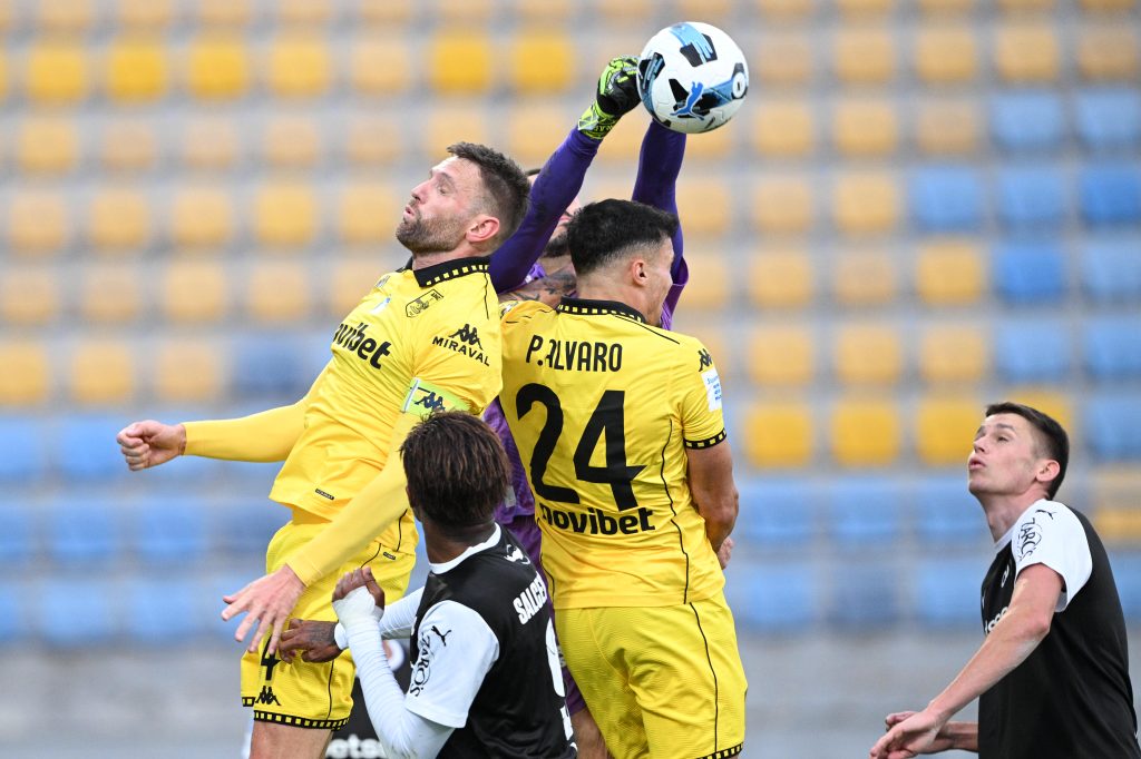 Οι φόβοι για Φαμπιάνο και η ανάγκη στα στόπερ εν όψει Ιανουαρίου