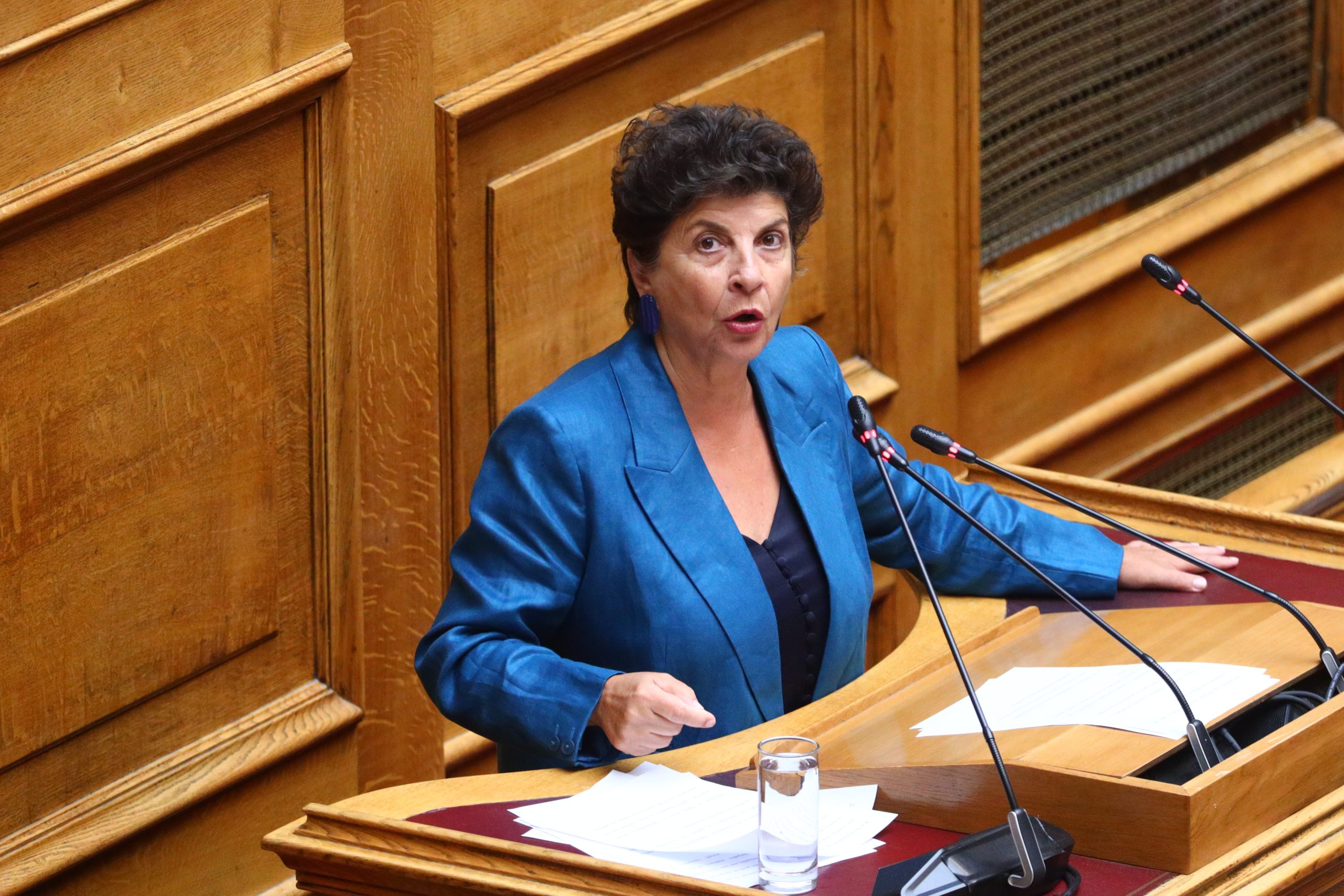 &Kappa;ί&nu;&eta;&mu;&alpha; &Alpha;&lambda;&lambda;&alpha;&gamma;ή&sigmaf;: &Alpha;&pi;&omicron;&chi;&omega;&rho;&epsilon;ί &alpha;&pi;ό &tau;&omicron; &kappa;ό&mu;&mu;&alpha; &mu;&epsilon; &alpha;&iota;&chi;&mu;έ&sigmaf; &kappa;&alpha;&tau;ά &Kappa;&alpha;&sigma;&sigma;&epsilon;&lambda;ά&kappa;&eta; &eta; &beta;&omicron;&upsilon;&lambda;&epsilon;&upsilon;&tau;ή&sigmaf; &Kappa;&upsilon;&rho;&iota;&alpha;&kappa;ή &Mu;ά&lambda;&alpha;&mu;&alpha;