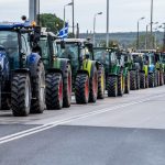 Αμετακίνητοι οι αγρότες: Εξαπλώνεται το κύμα των κινητοποιήσεων – Σχεδιάζουν μπλόκα μέχρι τις γιορτές