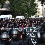 Αλέξανδρος Γρηγορόπουλος: Στο Σύνταγμα έφτασε η πορεία – Κλειστοί σταθμοί του Μετρό