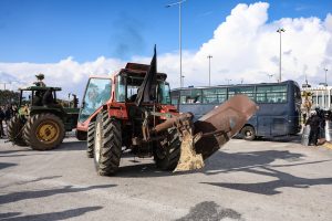 Αγροτικές κινητοποιήσεις στην Κρήτη: 25 ταυτοποιήθηκαν για κακουργήματα – Πληροφορίες ότι θα ασκηθεί δίωξη και για εγκληματική οργάνωση.