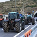 Μπλόκα αγρότων Live – Ποιοι δρόμοι είναι κλειστοί, τι θα γίνει τις επόμενες ώρες (χάρτες)