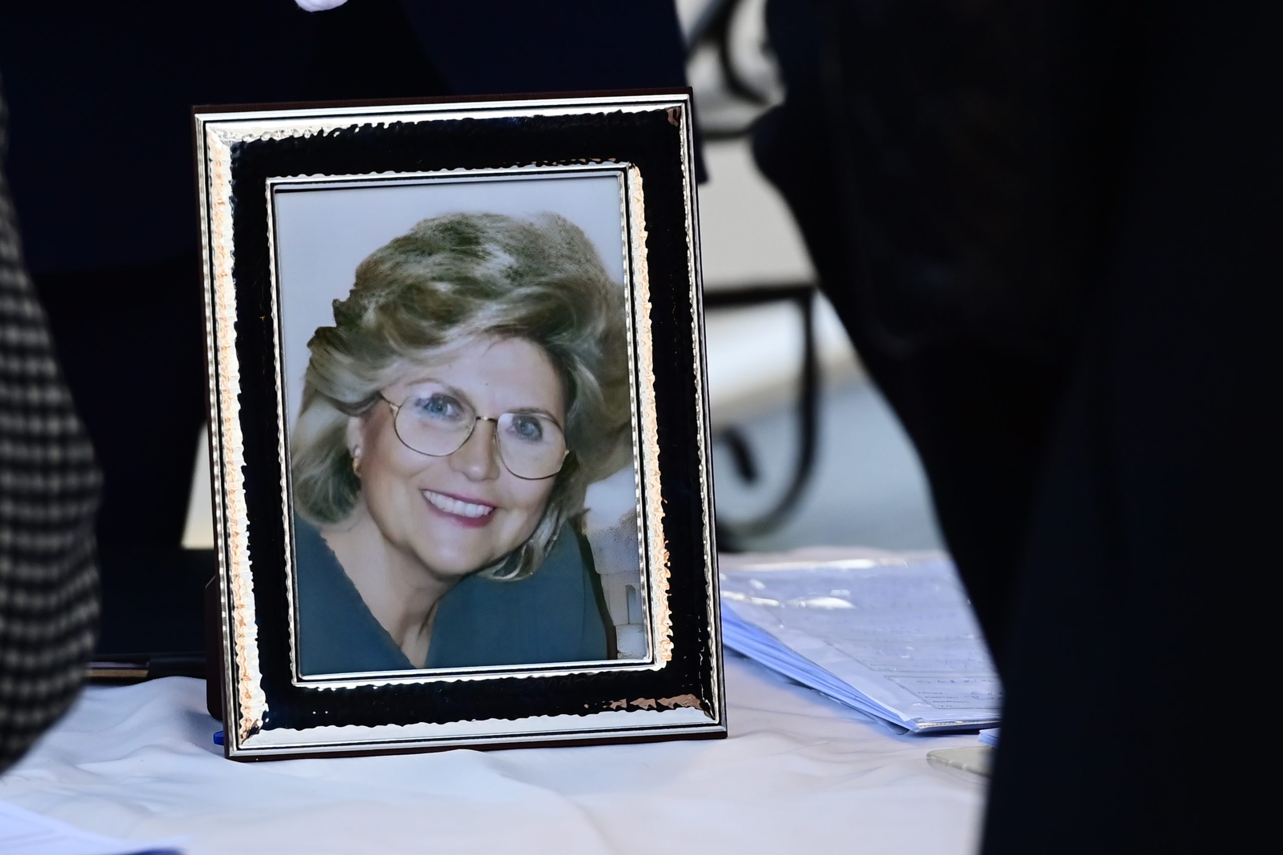 Ύ&sigma;&tau;&alpha;&tau;&omicron; &chi;&alpha;ί&rho;&epsilon; &sigma;&tau;&eta;&nu; &Epsilon;&iota;&rho;ή&nu;&eta; &Mu;&alpha;&rho;&iota;&nu;ά&kappa;&eta;