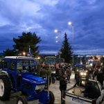 Αγρότες: Ο αιφνιδιασμός του Μαξίμου και Χριστούγεννα με μπλόκα στους δρόμους