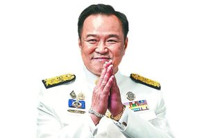 Ο Ανουτίν Τσαρνβιρακούλ επανεξελέγη πρωθυπουργός της Ταϊλάνδης με συντηρητική ατζέντα