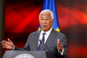 Κόστα: Απαράδεκτη κάθε απειλή ανάμειξης των ΗΠΑ στην πολιτική ζωή της Ευρώπης