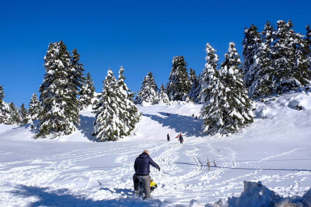 Ελληνικά Χριστούγεννα: 5 διαχρονικοί προορισμοί για αξέχαστες διακοπές