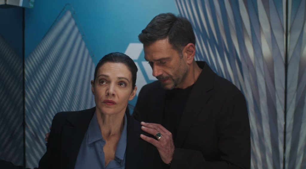 «Μια νύχτα μόνο» απόψε στο MEGA: Εγκλωβισμένοι στο ασανσέρ και αποκαλύψεις που ανατρέπουν σχέσεις