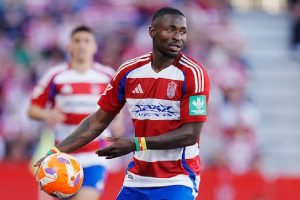 Άρης: Οι Ισπανοί τα… περιπλέκουν για Χόνγκλα