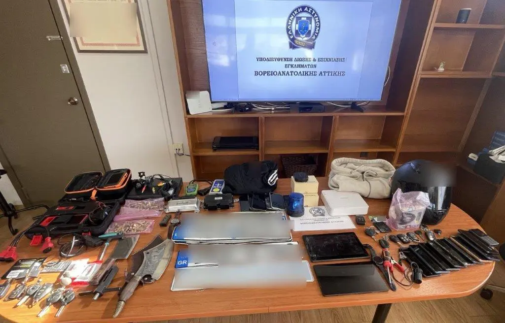 Κηφισιά: Ένοπλη ληστεία σε υπάλληλο εταιρείας με λεία 180.000 ευρώ – Οι δράστες έχουν συλληφθεί 19 φορές