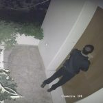 Νέα Σμύρνη: Συνελήφθη 21χρονος για ληστείες με απειλή μαχαιριού – Αποκαλυπτικό βίντεο ντοκουμέντο