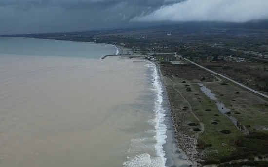 Όταν ο Byron «ζωγράφισε» τον Θερμαϊκό – Συγκλονιστικά εναέρια πλάνα από το Λιτόχωρο