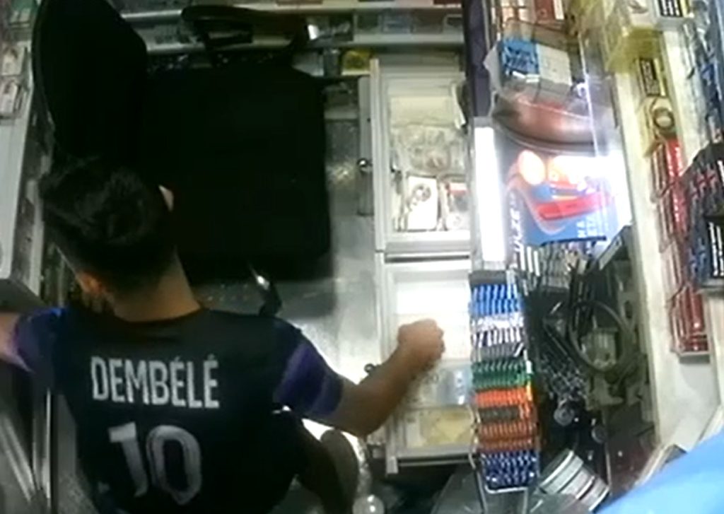 Συμμορία ανηλίκων με… επαγγελματική δράση: Ληστείες σε φούρνους και περίπτερα – Αποκαλυπτικό βίντεο