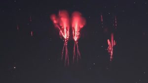 Σπάνια ατμοσφαιρικά φαινόμενα Sprite και ELVE έβαψαν κόκκινο τον ουρανό