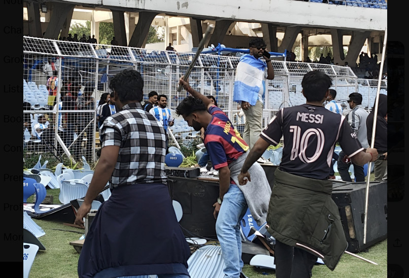 Σκηνές χάους στην Ινδία κατά την περιοδεία του Μέσι – Eξαγριωμένοι φίλαθλοι πετούσαν καθίσματα