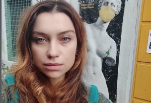 Έφυγε από τη ζωή η τραγουδίστρια Κλαούντια Ντελμέρ