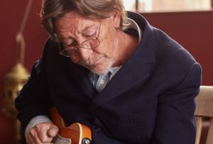 Πέθανε ο τραγουδιστής του “Driving Home for Christmas”,  Κρις Ρία