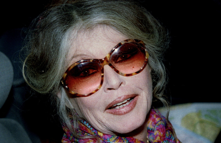 Μπριζίτ Μπαρντό: Η καριέρα, οι έρωτες και οι τέσσερις γάμοι της θρυλικής «μπεμπέ» του κινηματογράφου