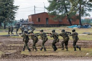 Κατατέθηκε το νομοσχέδιο του Υπουργείου Άμυνας: Νέοι μισθοί, βαθμοί και κρίσεις, αλλαγές σε στρατολογία και εφεδρεία