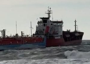 Κωνσταντινούπολη: Σύγκρουση δεξαμενόπλοιων με σημαίες Αζερμπαϊτζάν και Τουρκίας (βίντεο)