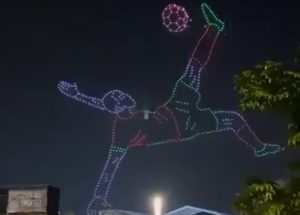 Τα ψαλιδάκια του Ελ Κααμπί έγιναν drone show στο Μαρόκο – Δείτε το εντυπωσιακό βίντεο