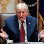 Τραμπ στο Politico: Η Ουκρανία πρέπει να κάνει εκλογές – Σε ισχυρότερη διαπραγματευτική θέση η Μόσχα