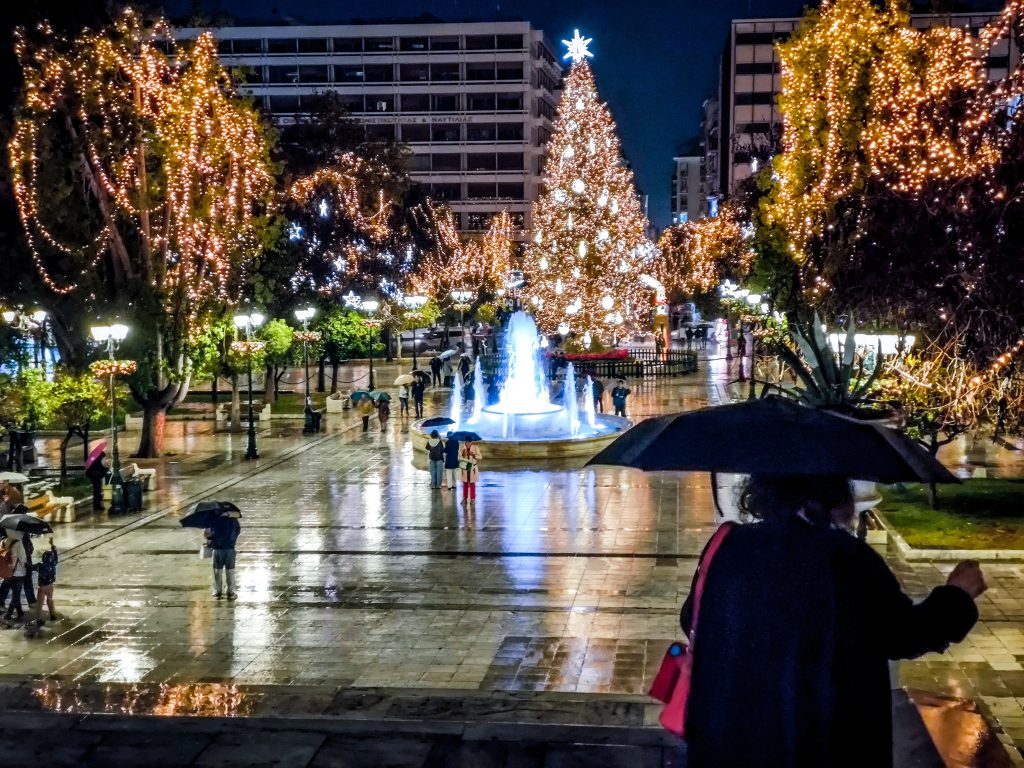 Χριστούγεννα με κακοκαιρία: Σε ισχύ το έκακτο δελτίο – Από απόψε από τα δυτικά η επέλαση