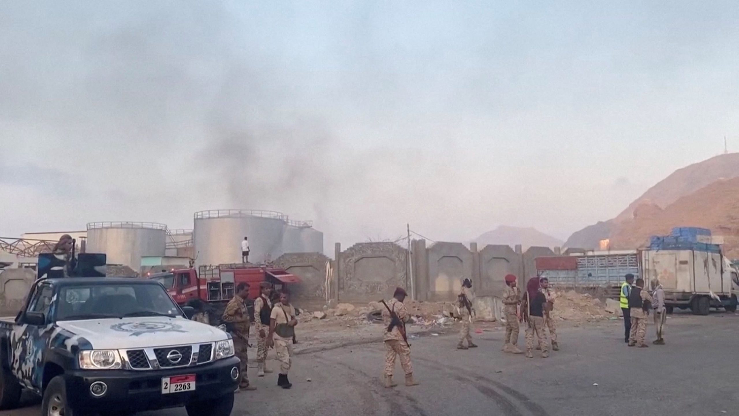 Υεμένη: Οι αυτονομιστές θέλουν να επανιδρύσουν τη Λαϊκή Δημοκρατία, δήλωσε ένας εκπρόσωπός τους Υεμένη: Οι αυτονομιστές θέλουν να επανιδρύσουν τη Λαϊκή Δημοκρατία, δήλωσε ένας εκπρόσωπός τους