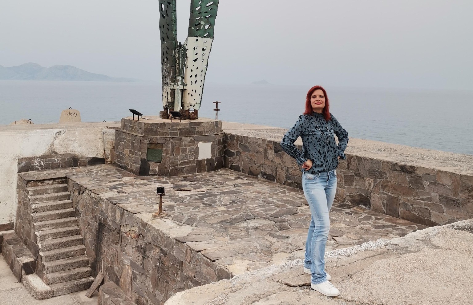 &Mu;&alpha;&rho;ί&alpha; &Pi;&alpha;&pi;&pi;ά: &Eta; &zeta;&omega;ή &tau;&eta;&sigmaf; 42&chi;&rho;&omicron;&nu;&eta;&sigmaf; &alpha;&epsilon;&rho;&omicron;&sigma;&upsilon;&nu;&omicron;&delta;&omicron;ύ &pi;&omicron;&upsilon; &sigma;&kappa;&omicron;&tau;ώ&theta;&eta;&kappa;&epsilon; &sigma;&tau;&eta;&nu; Ά&gamma;&kappa;&upsilon;&rho;&alpha;