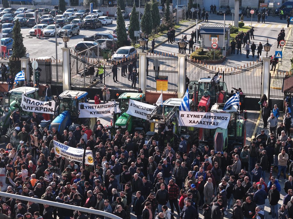 «Ελλάδα, Γαλλία, συμμαχία» – και στα μπλόκα!