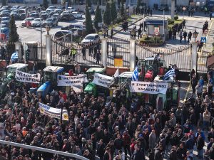 «Ελλάδα, Γαλλία, συμμαχία» – και στα μπλόκα!