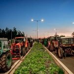 Δεν κάνουν πίσω οι αγρότες, ενισχύουν τα μπλόκα – Περισσότερα από 1.500 τρακτέρ στον E65